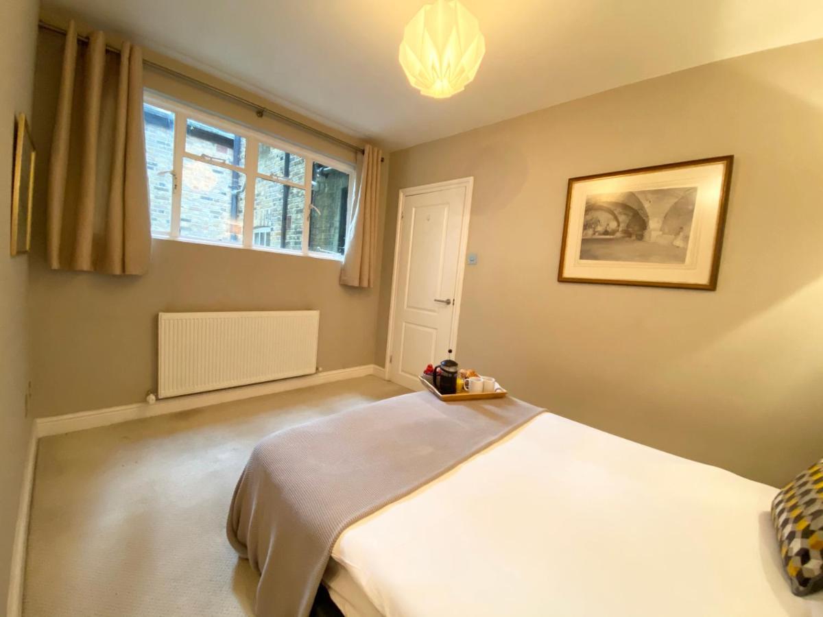 Apartment Next To Victoria Station Londres Extérieur photo