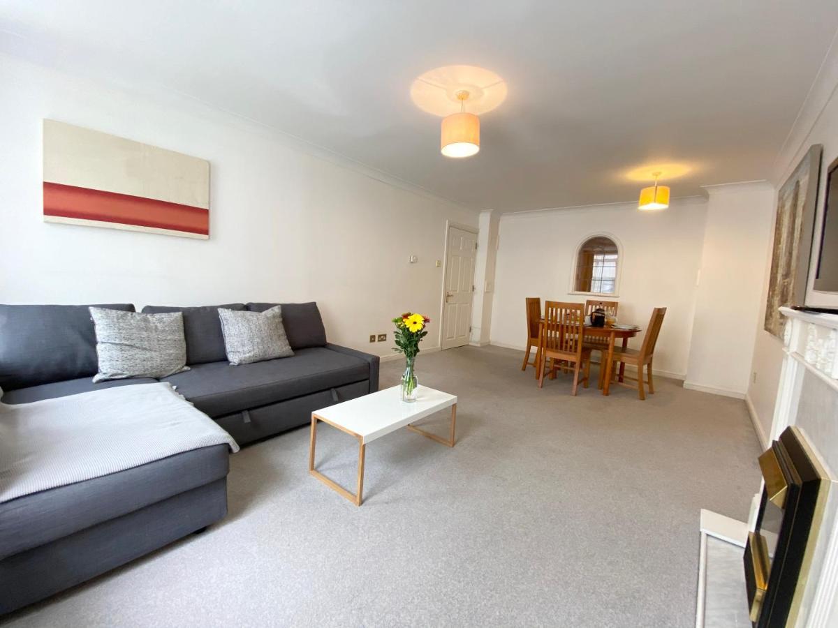 Apartment Next To Victoria Station Londres Extérieur photo