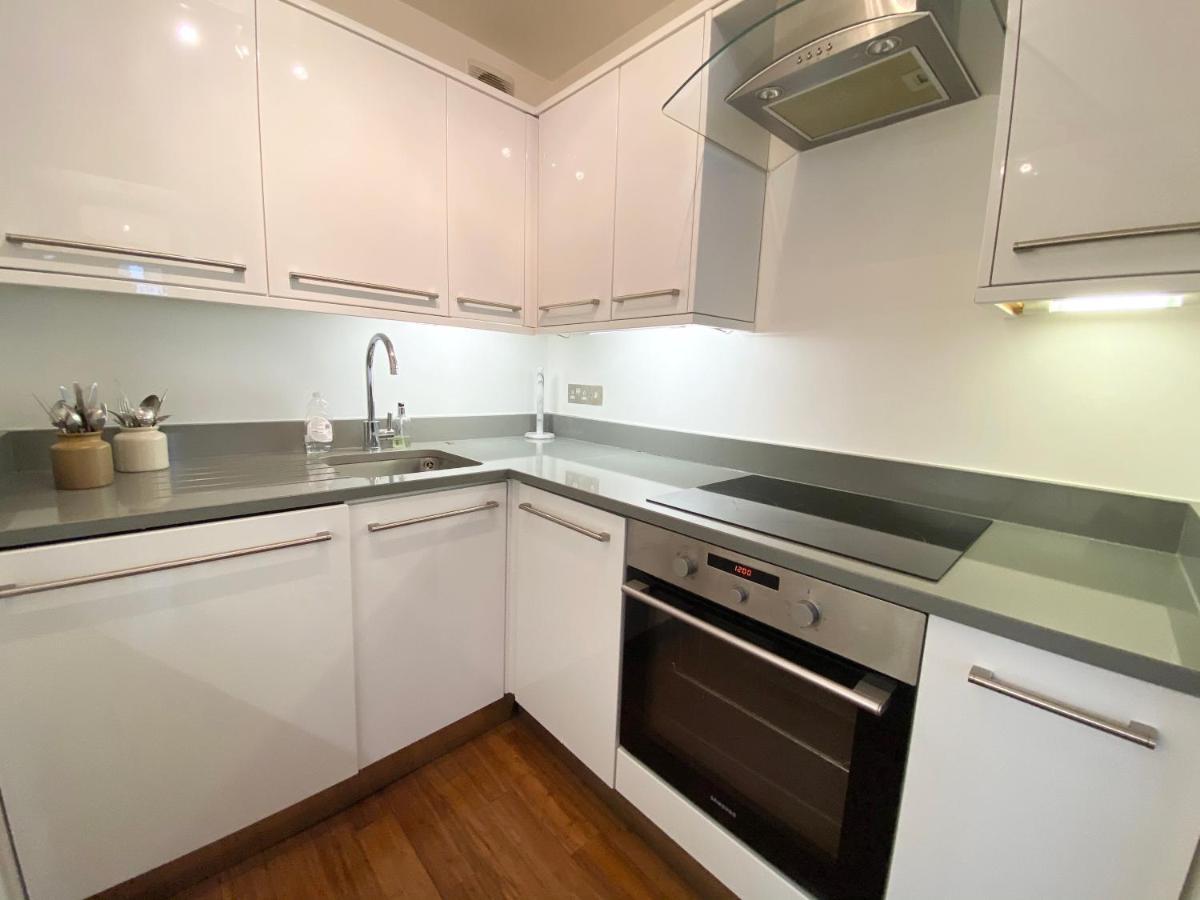 Apartment Next To Victoria Station Londres Extérieur photo